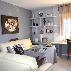 Cozy & Free Parking Appartamento
